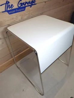 Table ou bureau tudor de la maison howe