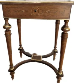 table à ouvrage coiffeuse marqueterie époque Napoléon III