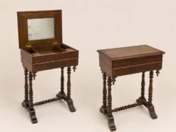 Table à ouvrage/coiffeuse Napoléon III