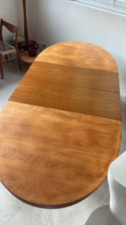Table ovale Baumann