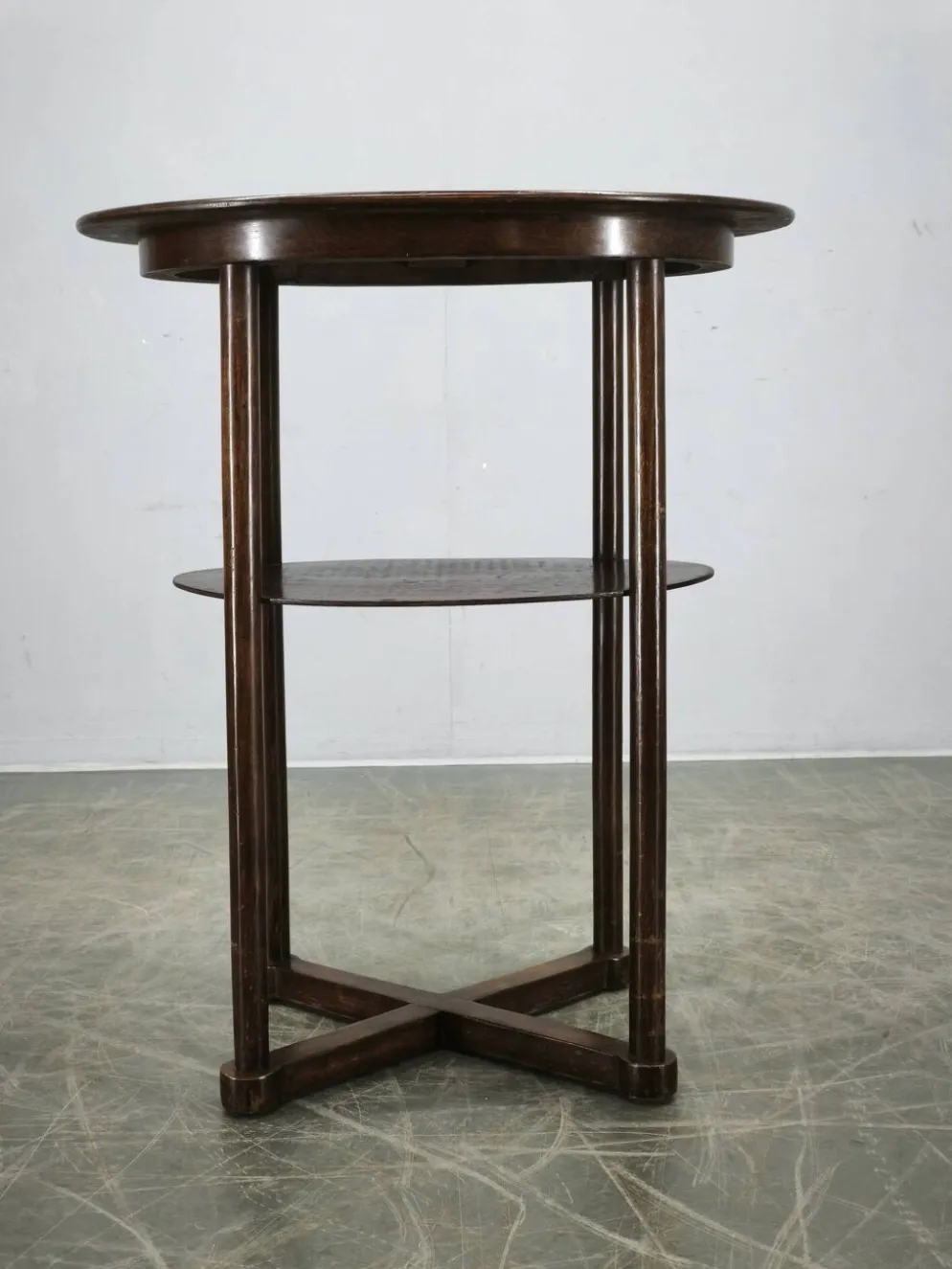 Table ovale de Josef Hoffmann, Sécession de Vienne, Kohn ou Thonet, vers 1900
