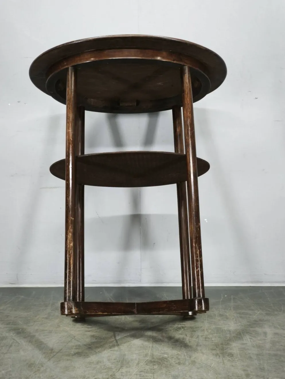 Table ovale de Josef Hoffmann, Sécession de Vienne, Kohn ou Thonet, vers 1900