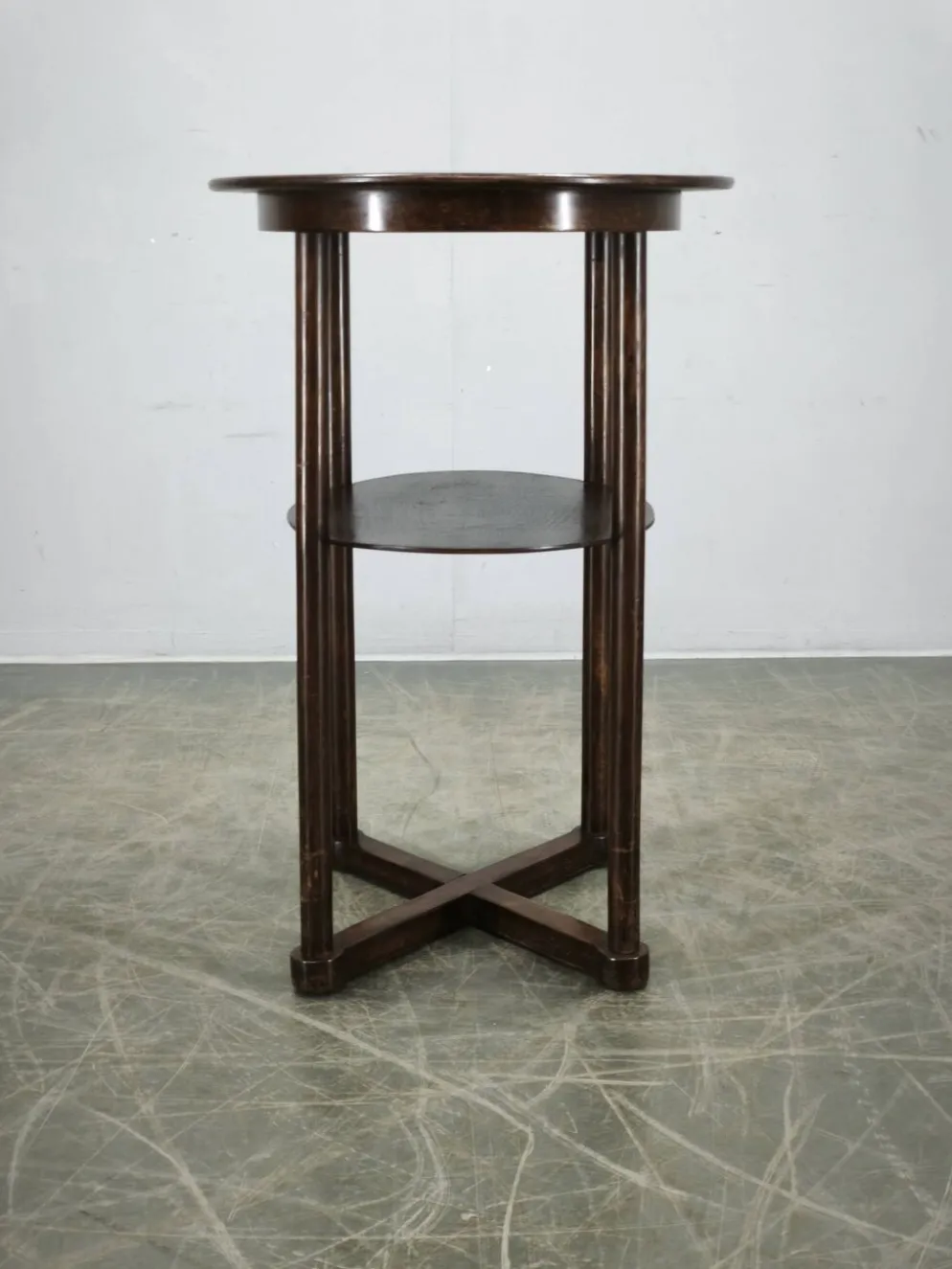 Table ovale de Josef Hoffmann, Sécession de Vienne, Kohn ou Thonet, vers 1900