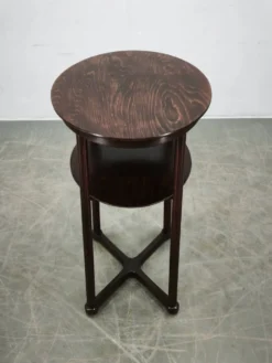 Table ovale de Josef Hoffmann pour Jacob & Josef Kohn, Vienne, vers 1900