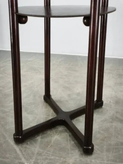 Table ovale de Josef Hoffmann pour Jacob & Josef Kohn, Vienne, vers 1900