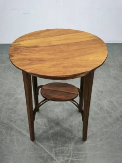 Table ovale en bois courbé Thonet No. 207 par Mazowia, Pologne, années 1910