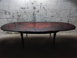 Table oval style Louis XVI avec rallonges demi-lunes