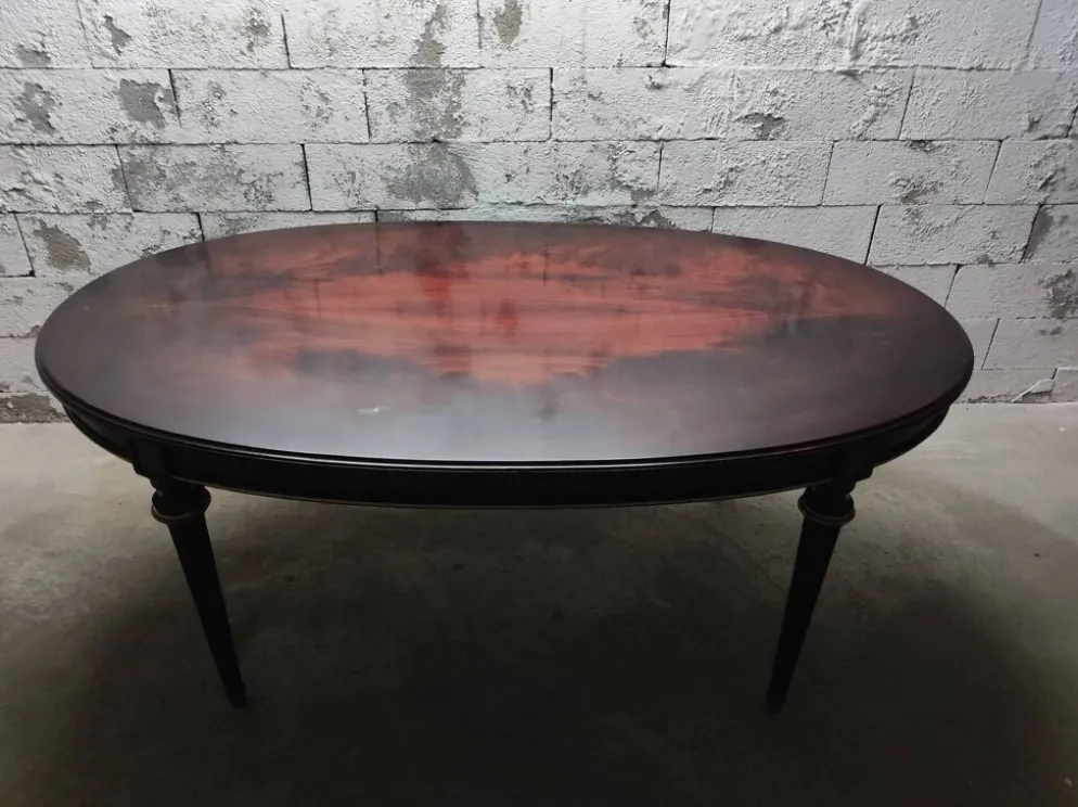 Table oval style Louis XVI avec rallonges demi-lunes