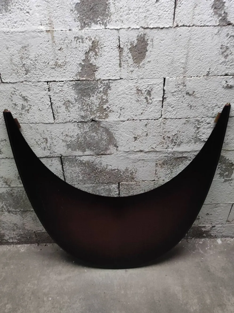Table oval style Louis XVI avec rallonges demi-lunes