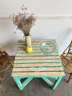 Table patine turquoise
