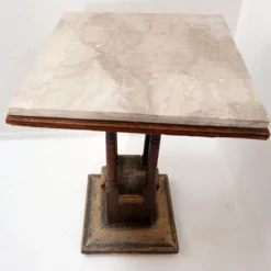 Table piédestal en bois et marbre