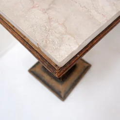Table piédestal en bois et marbre