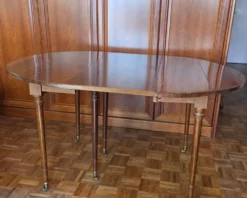 table à 6 pieds louis Philippe