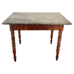Table à plateau de marbre, pieds fuseaux cannelés tournés, circa 1850