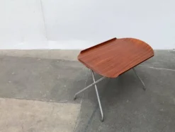 Table plateau pliant en teck alminette norvégienne du milieu du siècle de f.m. Produkt, Frederiksberg Metalvarefabrik, années 1960