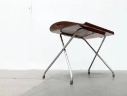 Table plateau pliant en teck alminette norvégienne du milieu du siècle de f.m. Produkt, Frederiksberg Metalvarefabrik, années 1960