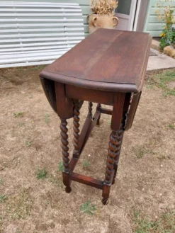 Table pliante en chêne