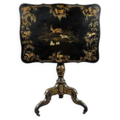 Table pliante Napoléon III en bois laqué noir et décor doré, XIXe siècle