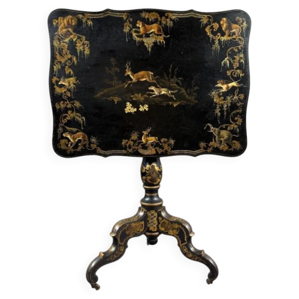 Table pliante Napoléon III en bois laqué noir et décor doré, XIXe siècle