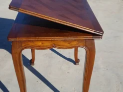Table portefeuille en chêne