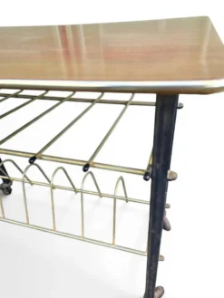 Table porte-revues vintage années 50 en métal et formica
