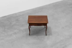 Table provençale française en chêne à deux tiroirs, France, XIXe siècle