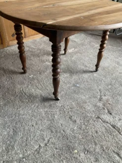 Table à rabats 4-6 personnes