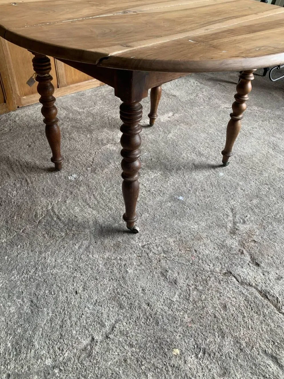 Table à rabats 4-6 personnes