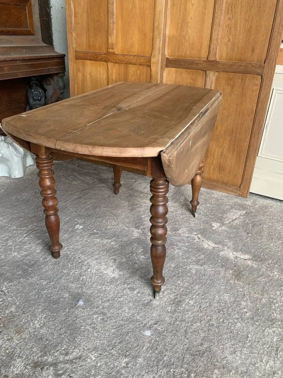Table à rabats 4-6 personnes