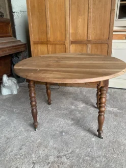Table à rabats 4-6 personnes