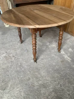 Table à rabats 4-6 personnes