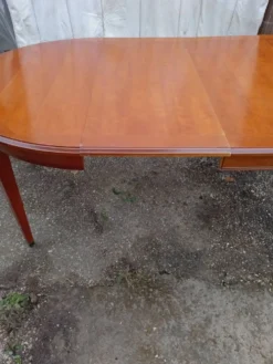 Table à rallonges de style LXI