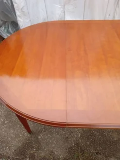 Table à rallonges de style LXI