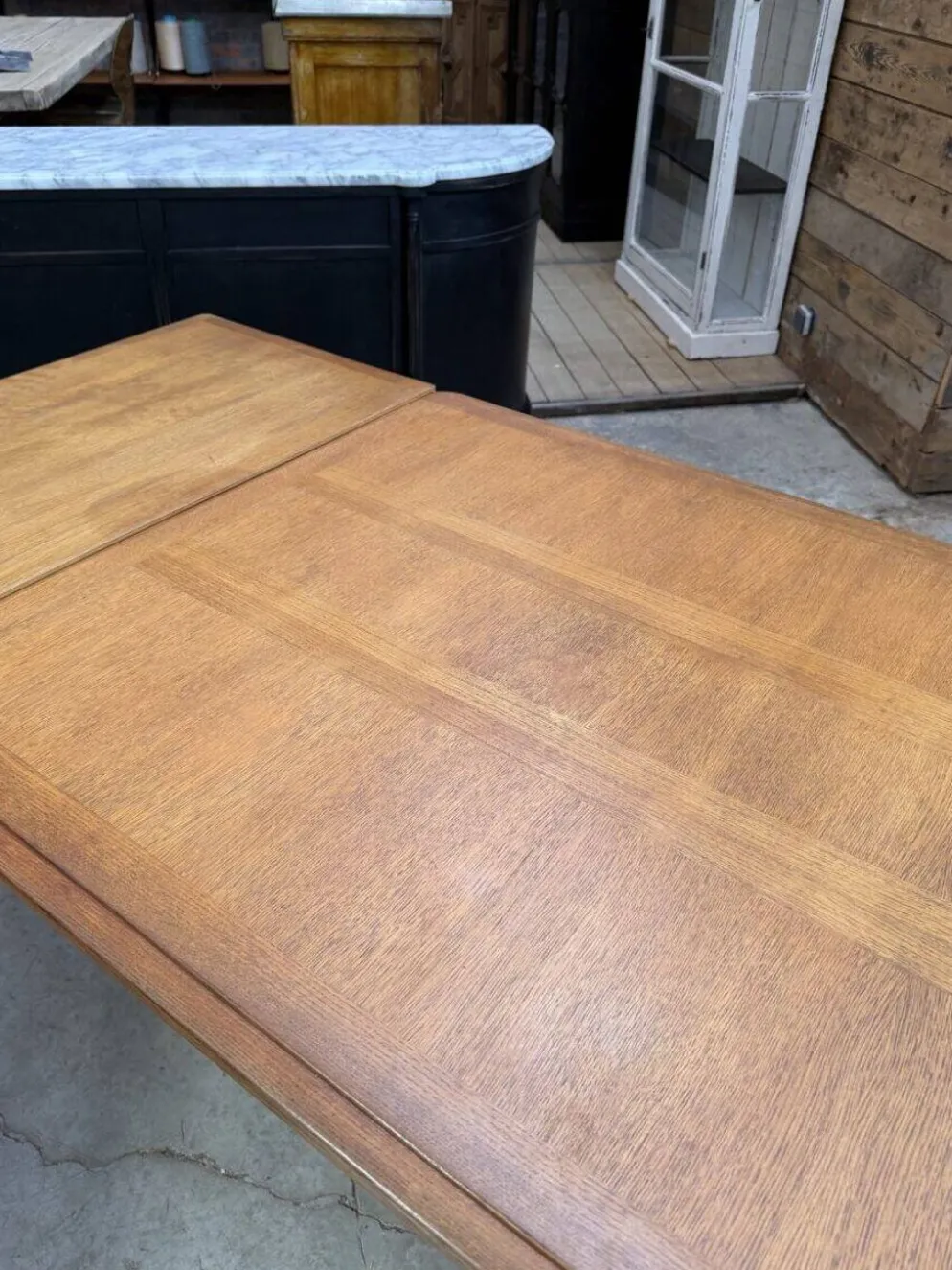 Table à rallonges Guillerme et Chambron pour « Votre maison »