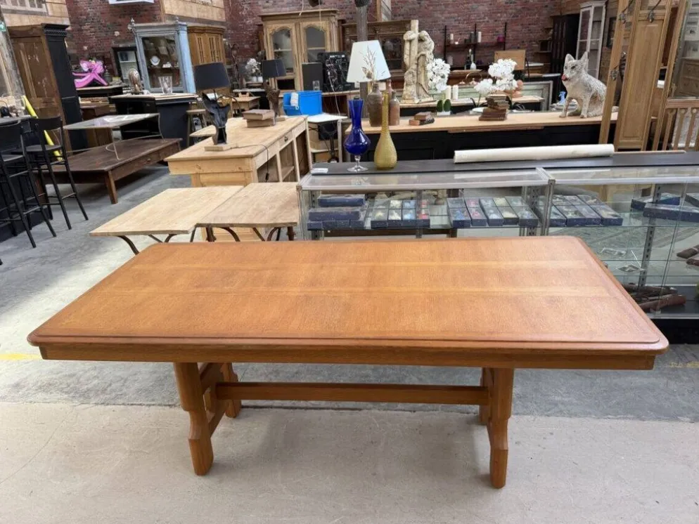 Table à rallonges Guillerme et Chambron pour « Votre maison »