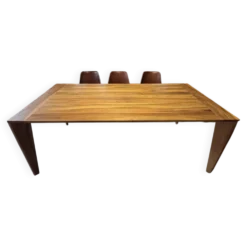 Table repas design Noyer massif Ligne Roset