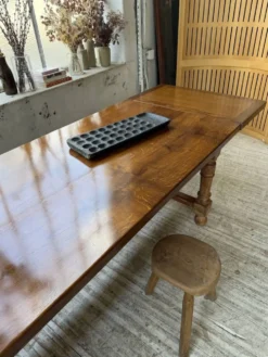 Table repas style drapière noyer 2m5/3m5 1900
