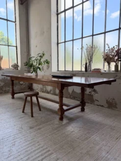 Table repas style drapière noyer 2m5/3m5 1900