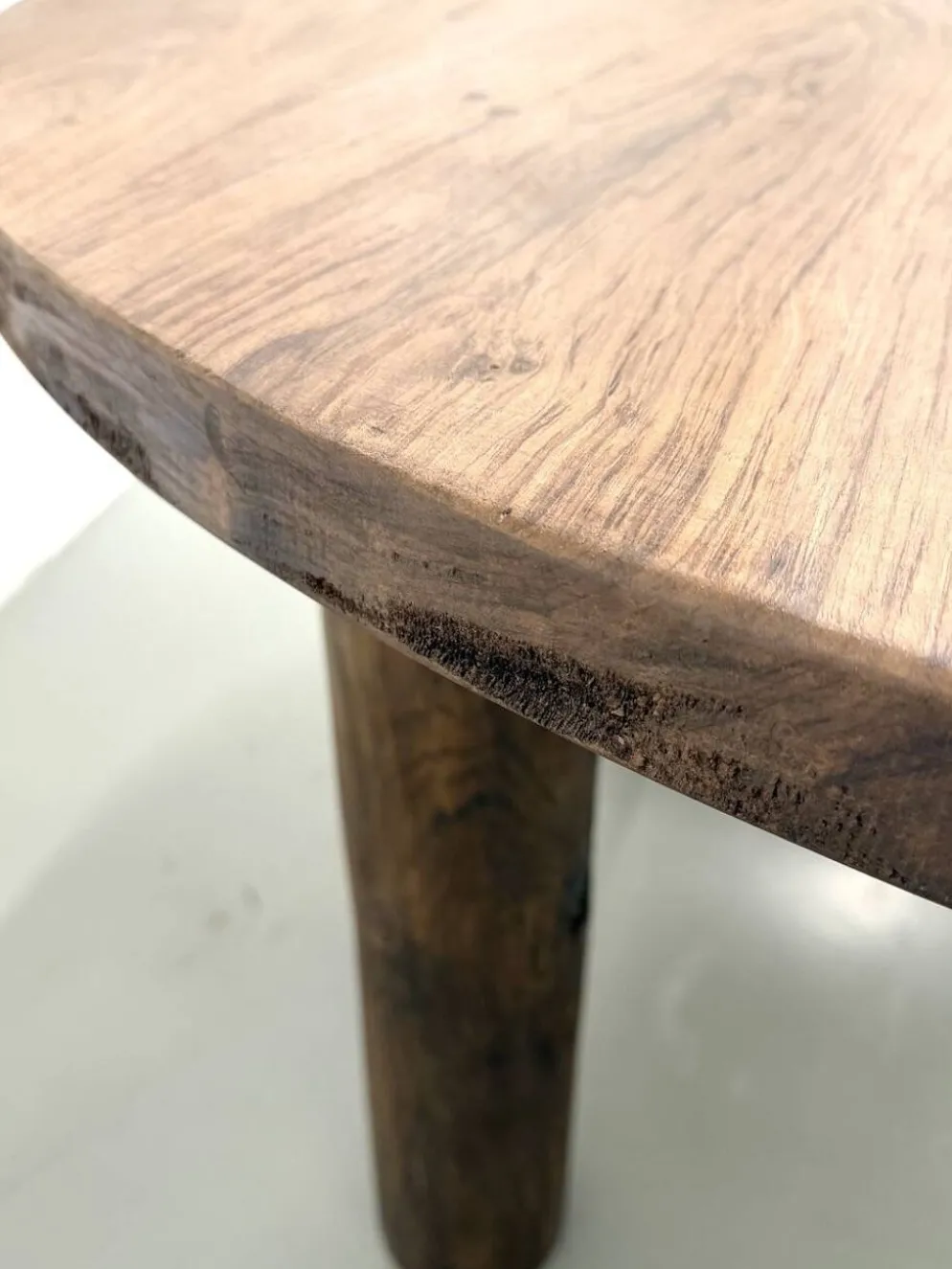 Table ronde années 50 constructiviste noyer