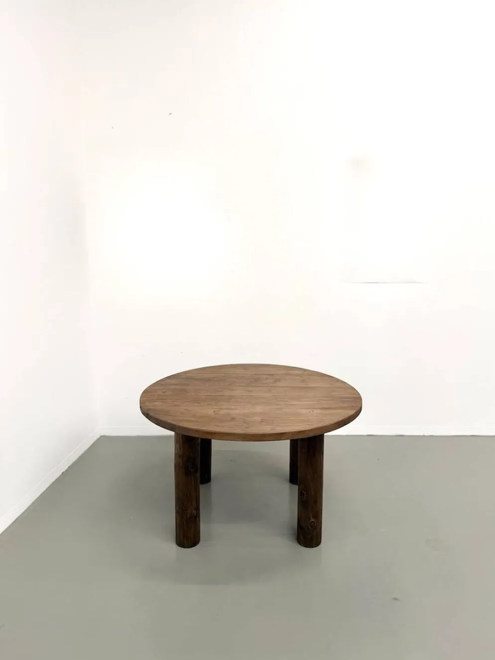 Table ronde années 50 constructiviste noyer