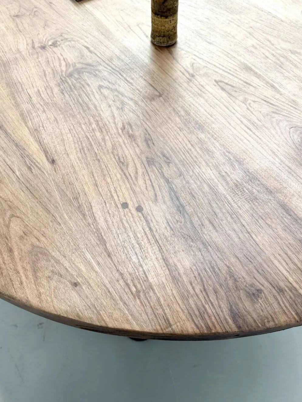 Table ronde années 50 constructiviste noyer
