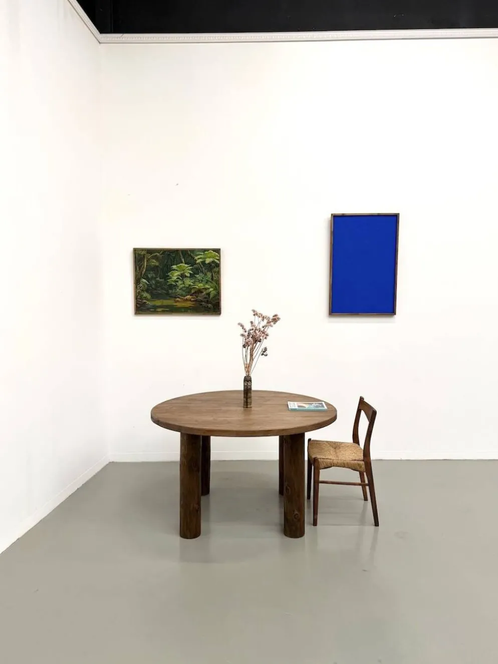 Table ronde années 50 constructiviste noyer