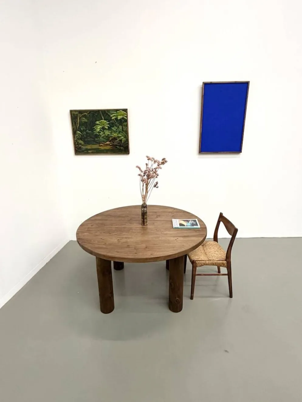 Table ronde années 50 constructiviste noyer