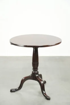 Table ronde antique anglaise à plateau basculant/table d'appoint du début du 19e siècle
