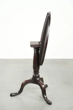 Table ronde antique anglaise à plateau basculant/table d'appoint du début du 19e siècle
