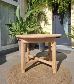 Table ronde avec rallonge rénovée