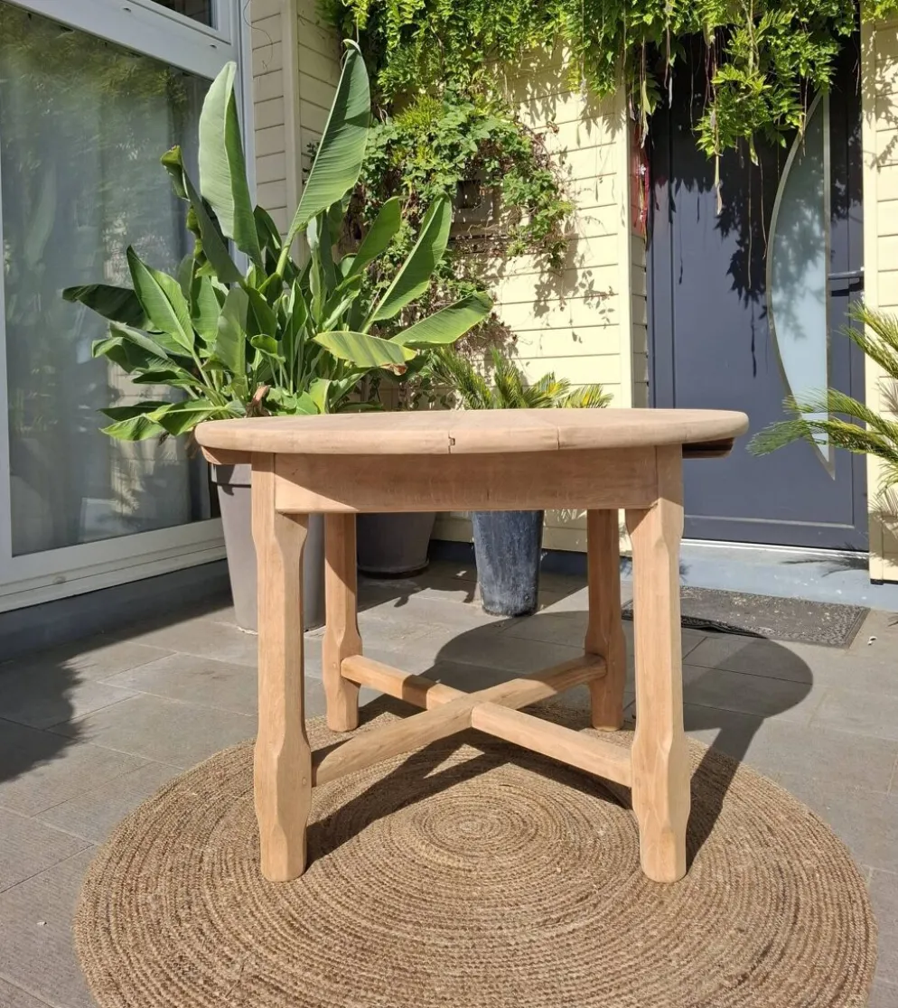 Table ronde avec rallonge rénovée