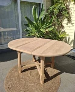 Table ronde avec rallonge rénovée