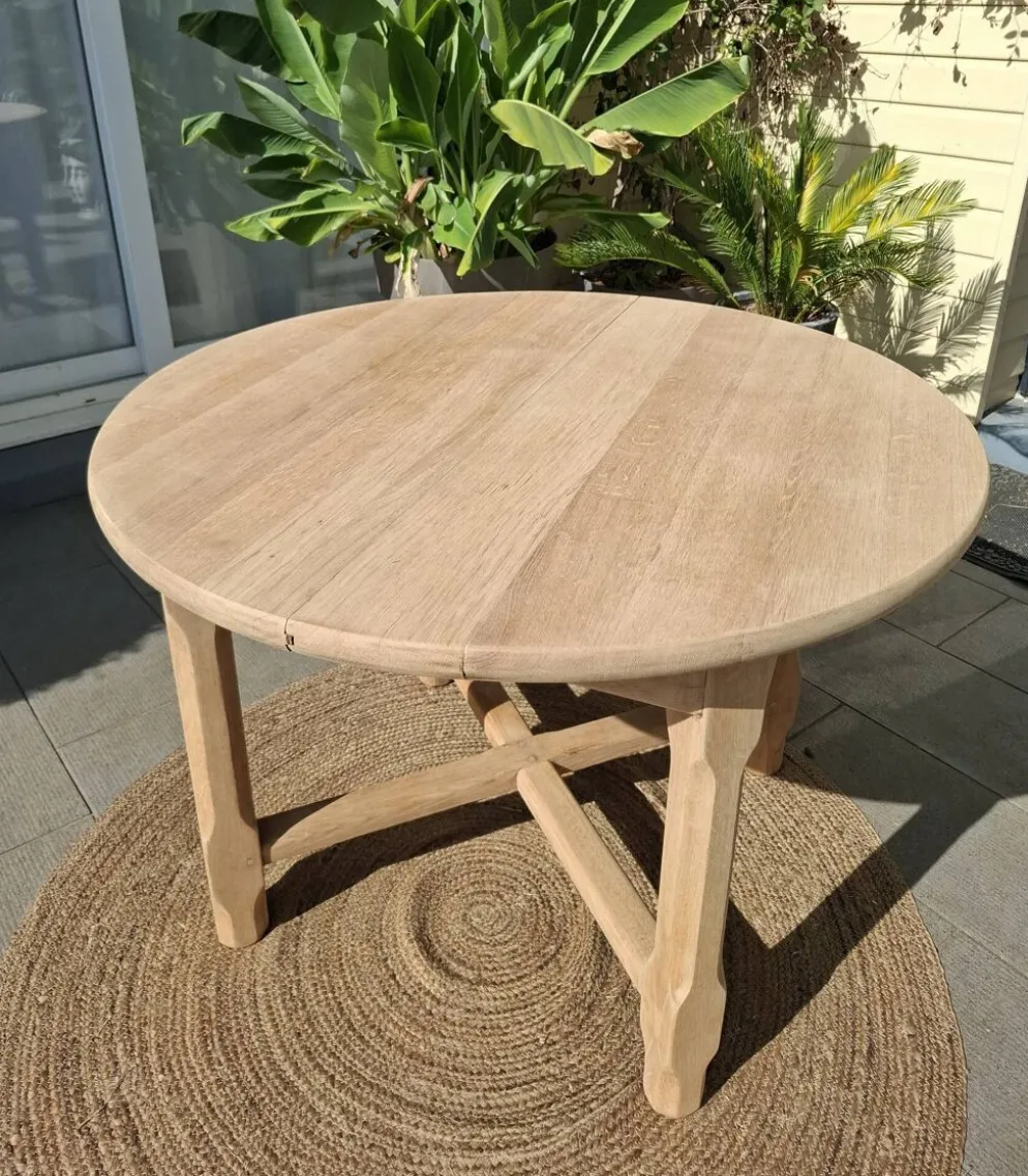Table ronde avec rallonge rénovée