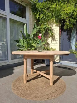 Table ronde avec rallonge rénovée